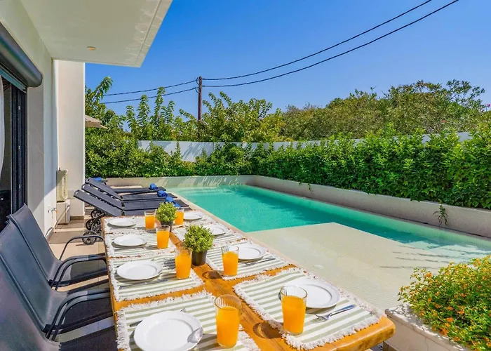 Villa Thalassa Ixia By *