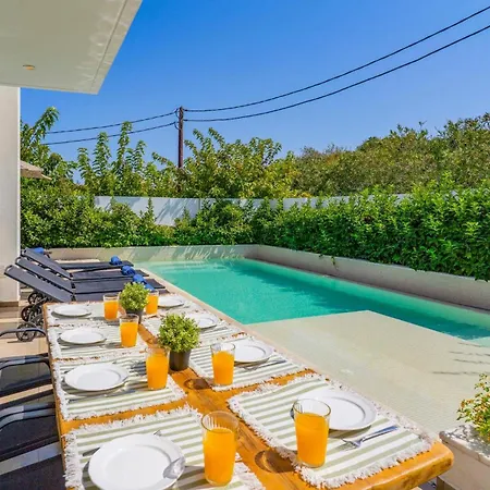 Villa Thalassa Ixia By *